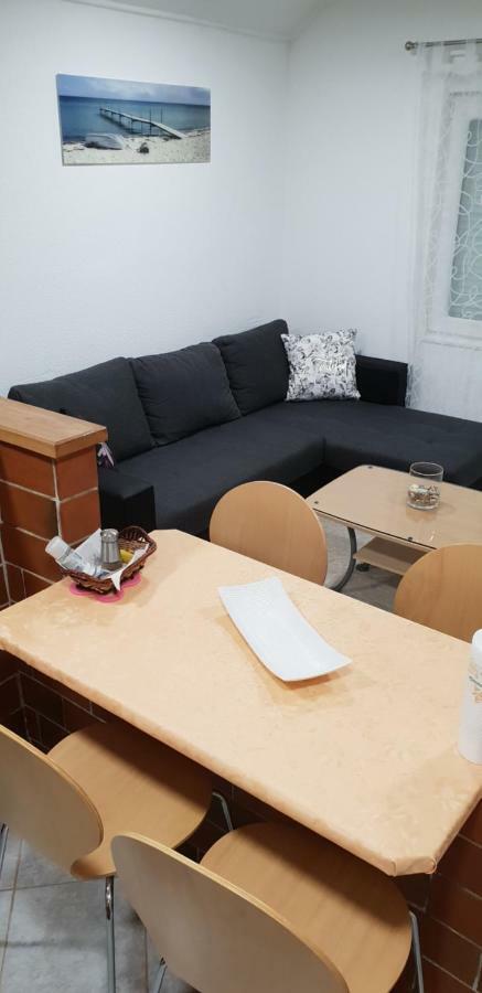 Novigrad Istria Apartma Jelka מראה חיצוני תמונה