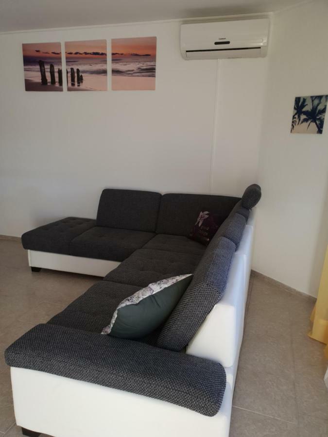 Novigrad Istria Apartma Jelka מראה חיצוני תמונה